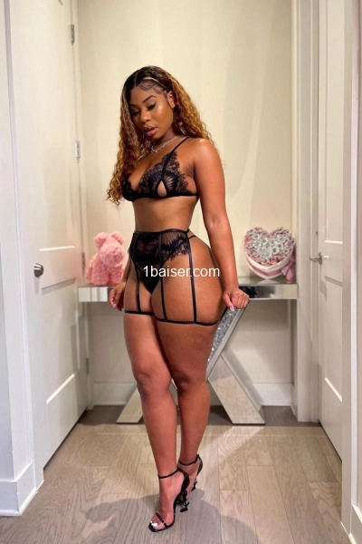 Emma — Escort Paris (1)