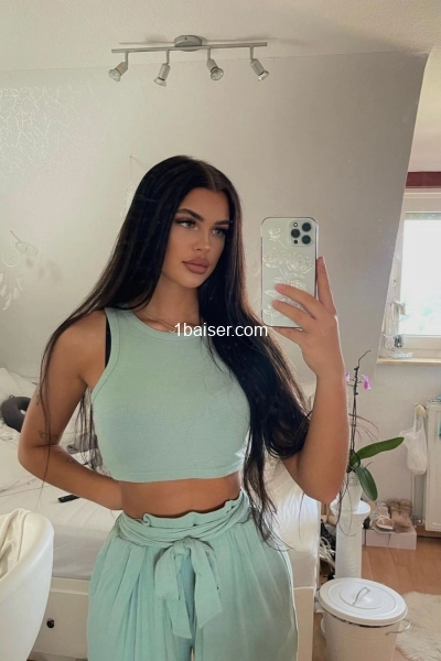 Kim — Escort Lyon (1)
