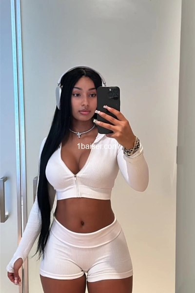 nicole