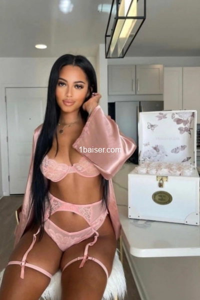 Katherine belle femme