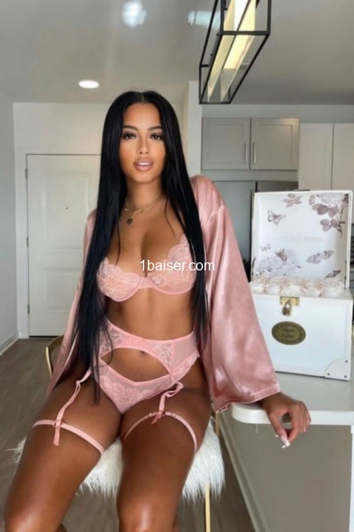 Katherine belle femme