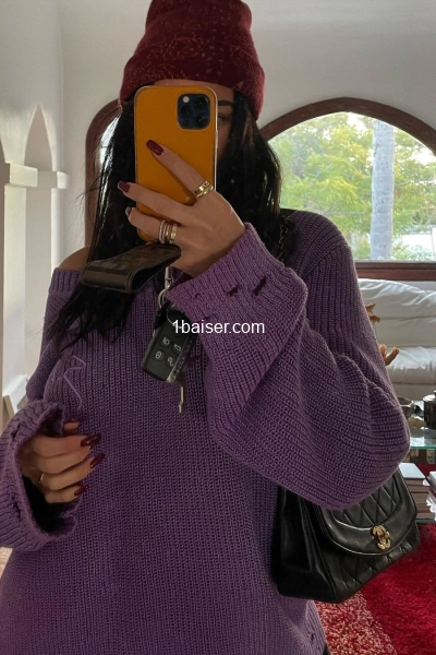 Yvette sexy