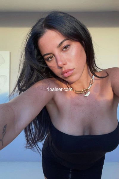 Yvette sexy