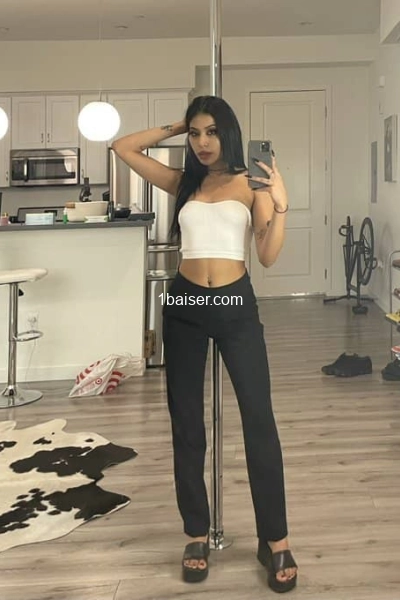 Escort à Lyon : Leslie, Femme (2/3)