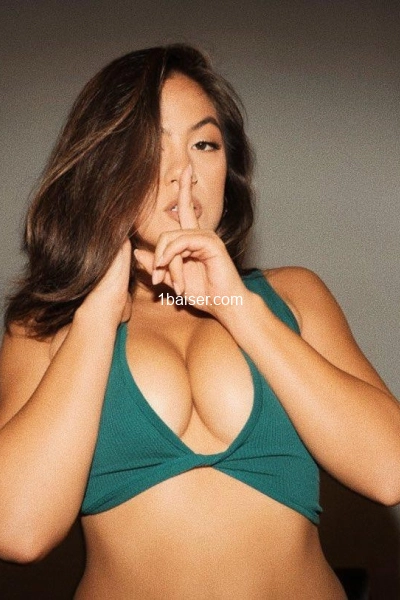 MAELLA — Escort Paris (1)