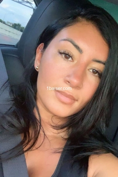 Disponible pour des Rencontre  — Escort Lille (1)