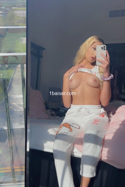Julianne  — Escort Annecy (1)