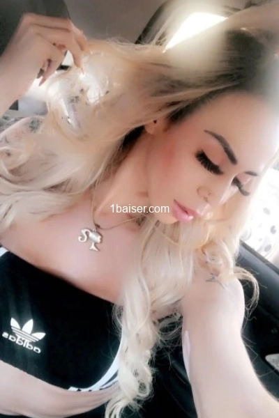 Lilllianne — Escort Paris (1)