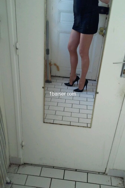 Belle travestie hot pour seniors