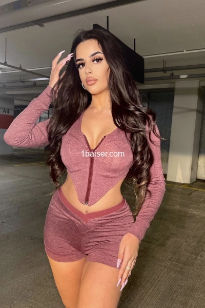 Shella — Escort Orne (1)