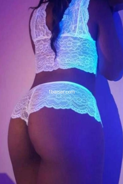 Marli jolie femme de couleur  — Escort Colmar (1)