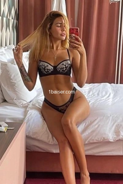 Plaisir  — Escort Évry (1)