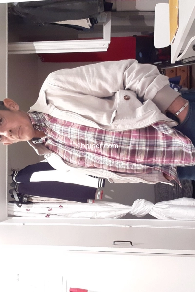 Joli garçon donnerai à la gente féminine tout ce dont elles ont d'enfoui