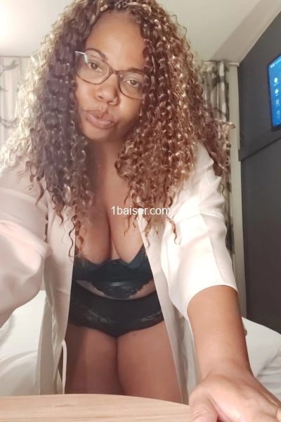 FEMME JOLIE MULATRE