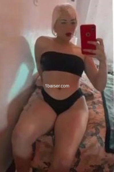 Jennifer Sexy Blonde