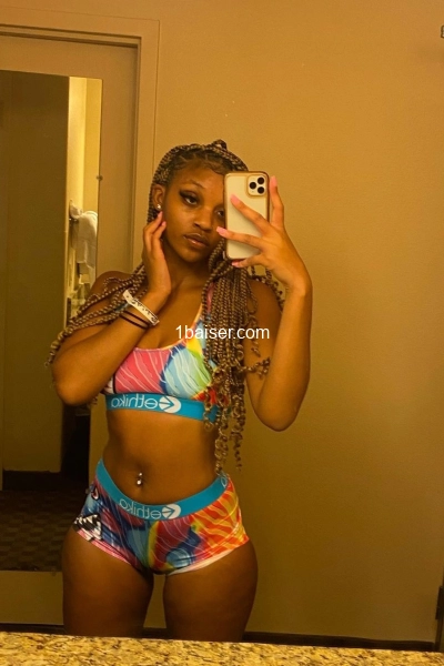 Maeva — Escort Évry (1)
