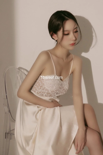 yuyinghe — Escort Paris (1)