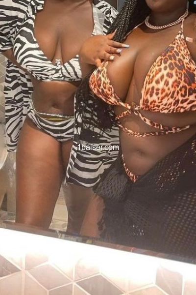 Duo maîtresse ronde jeune et jolie