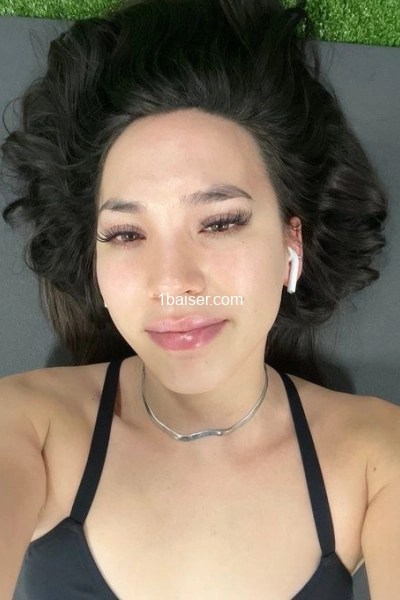 Caroline  — Escort Paris (1)