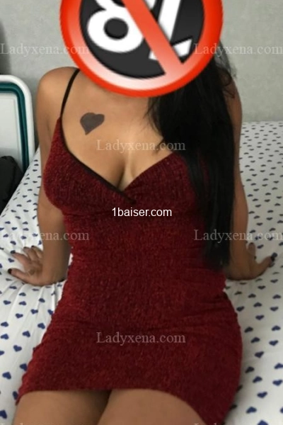 DEUX   CHARMANTE BRESILIENNE 