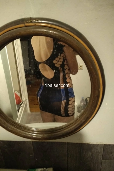 Jh, 35ans, pegging addict !!