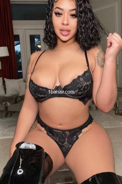 Rejoint moi toute suite si tu as aussi une énorme envie de baiser ce soir  — Escort Paris (1)