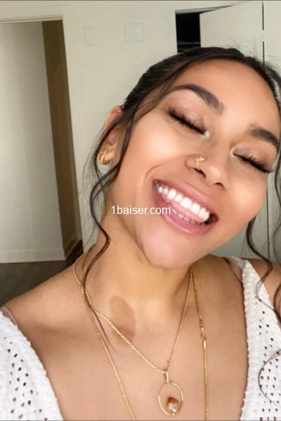 Dispo sur télégramme. @danishana