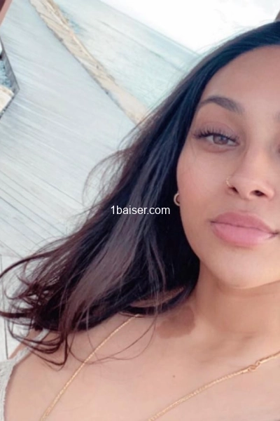 Dispo sur télégramme. @danishana