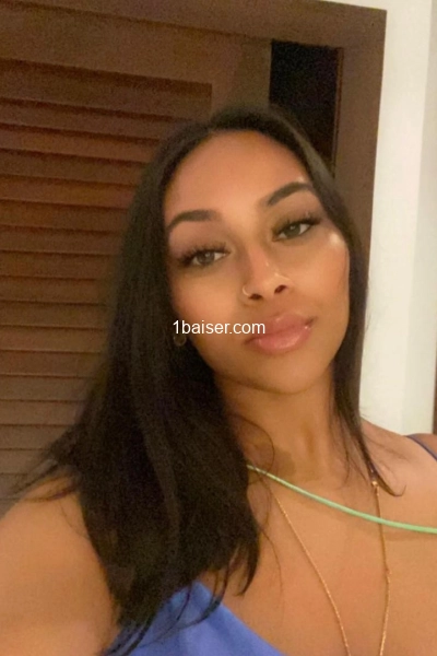 Dispo sur télégramme. @danishana