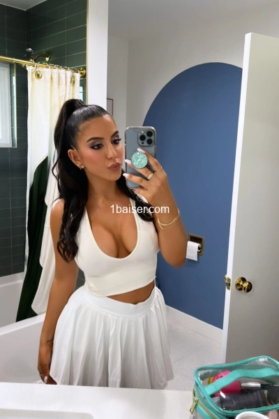 Irmine disponible  — Escort Saint Nazaire (1)