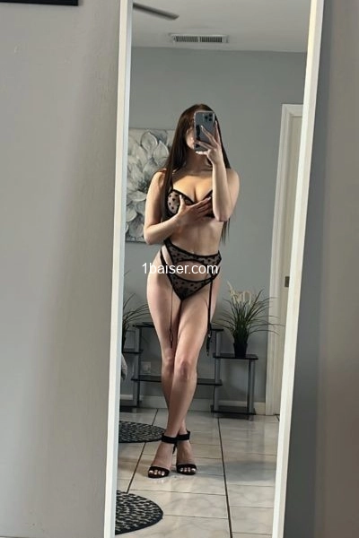 Joly — Escort Paris (1)