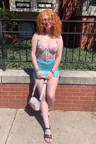 Rousse coquine   — Escort Marseille (1)