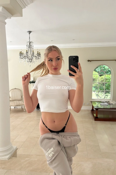 rendez vous  hellenadege  — Escort Marseille (1)