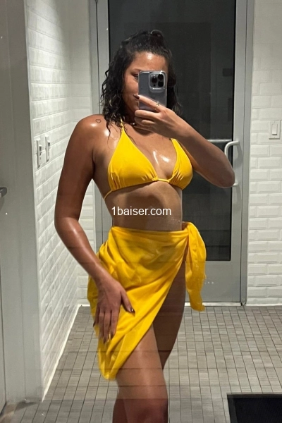 Rencontre coquine escort très chaude  — Escort La Rochelle (1)