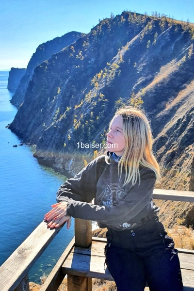 Myla squirt comme jamais tu veut jouir et prendre ton pied comme tu le dés