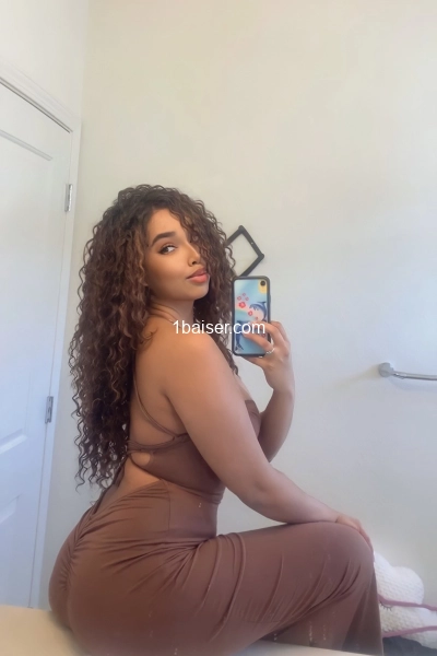 Karla — Escort Paris (1)