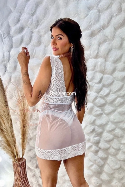 Belle Brune Dispo À BÉZIERS 