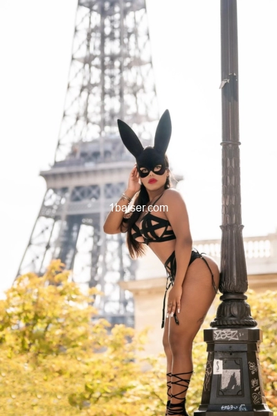 RAPHAELLA PARIS 