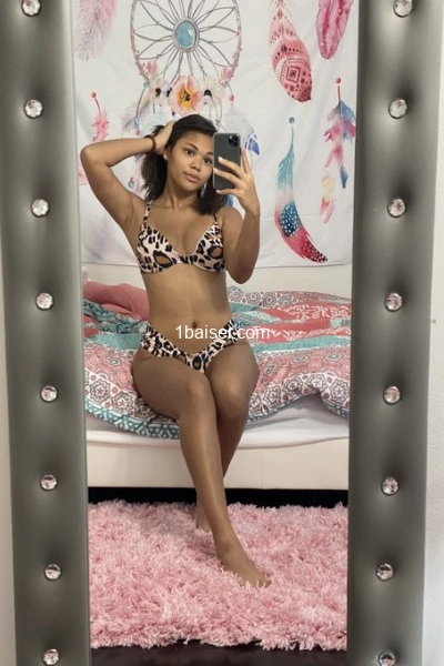 Celynne05 — Escort Doubs (1)