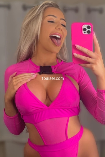 Moni-sexy