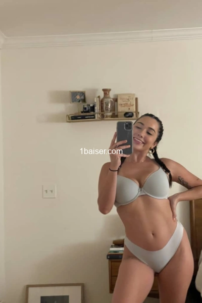 Angela  — Escort Lille (1)