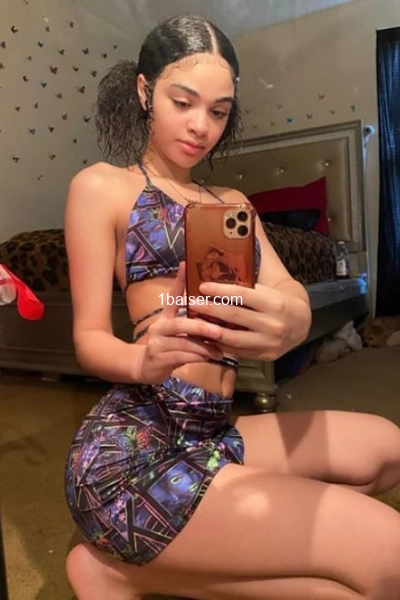 Talia — Escort Pau (1)