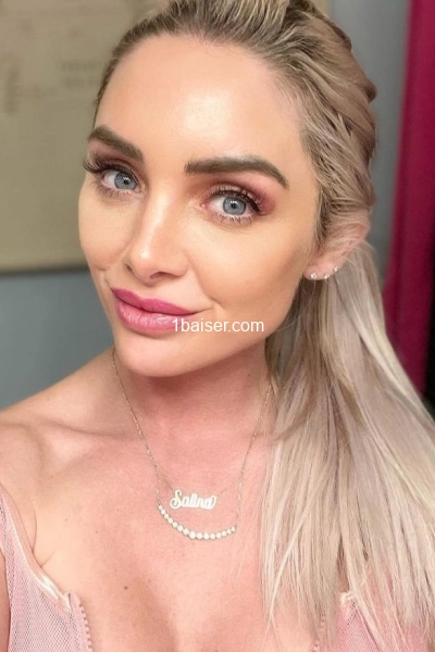 Morelle — Escort Morbihan (1)