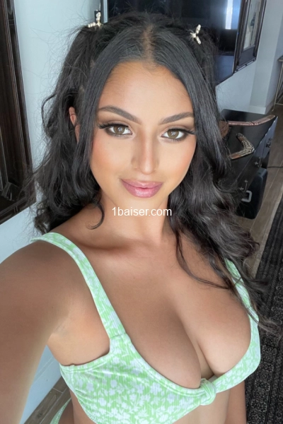 Colombe  — Escort Toulouse (1)